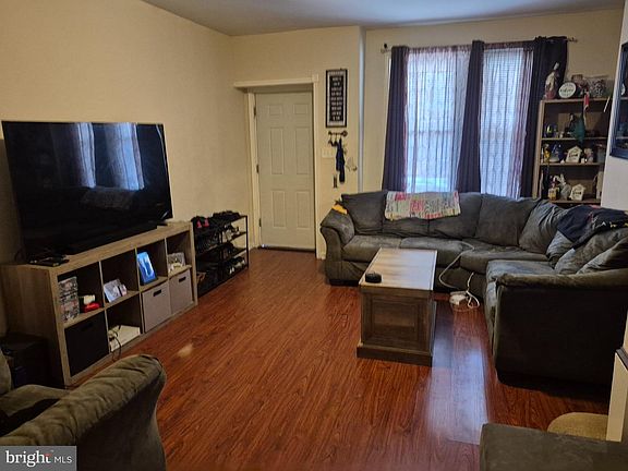 2nd image of 6013 Kingsessing Ave