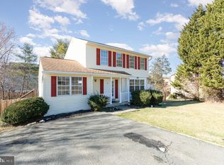 30 Buck Rd, Stafford, VA 22556