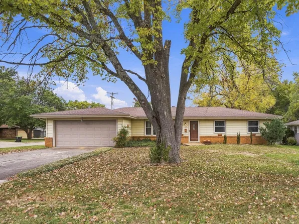 1845 E Gretna Street, Springfield, MO 65804