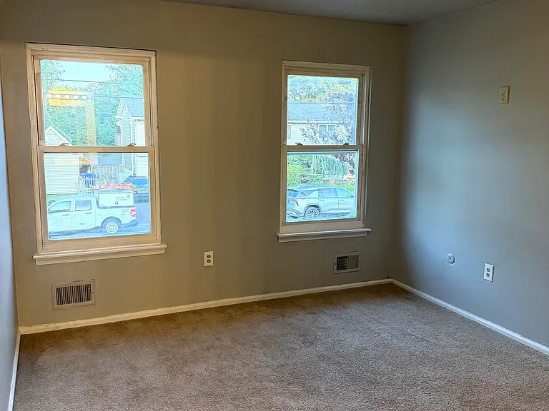 788 Maplecrest Rd — Photo 18