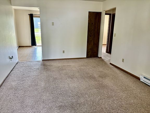 4th image of 5 W 48th St APT 1