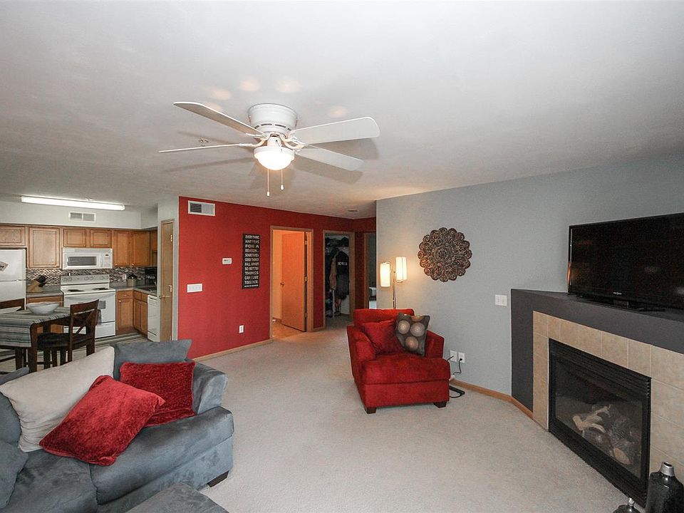 4600 Grand Ave Davenport IA Zillow