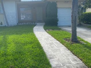 9308 Carlyle Ave, Surfside, FL 33154