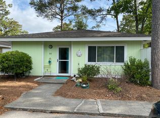 112 Lagoon Ln, Atlantic Beach, NC 28512