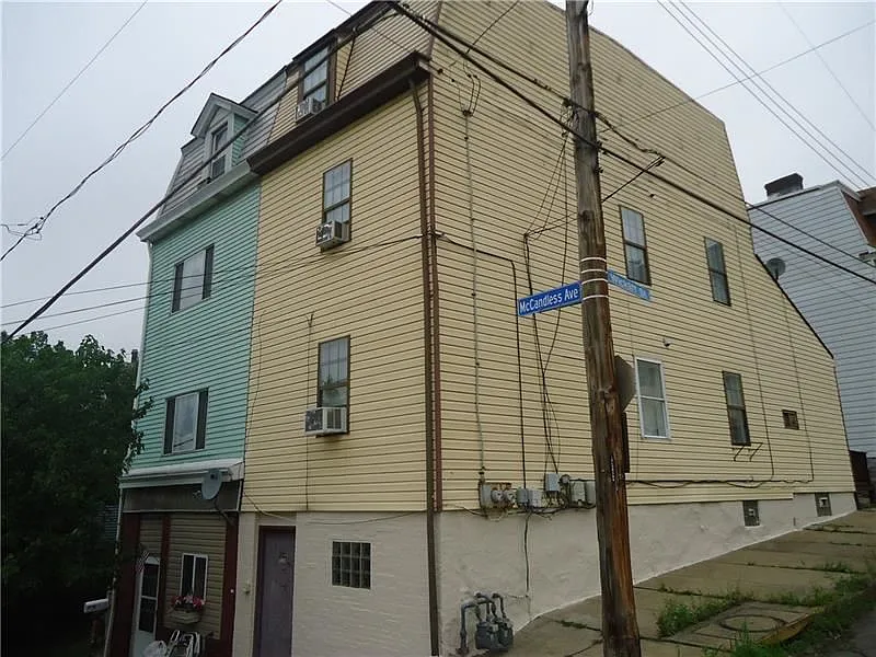 819 McCandless Ave photo 1
