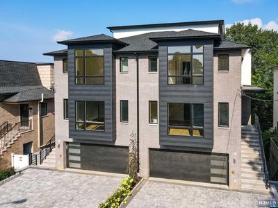 117 Morningside Ln #B, Palisades Park, NJ, 07650