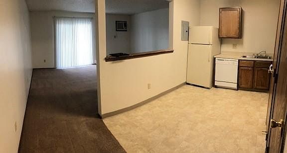 Kitchen/Living room from entrance view.