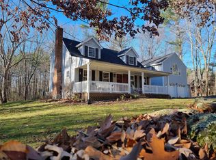 94 Old Milford Rd, Brookline, NH 03033