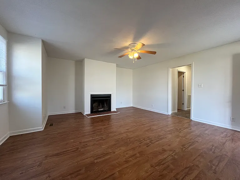 604 Fairfield Dr #A — Photo 10