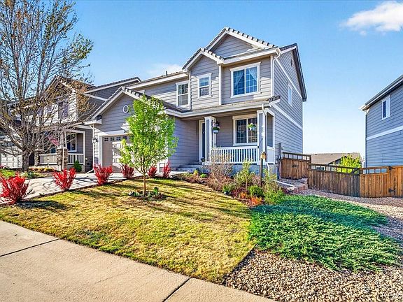 2nd image of 2827 Deerfoot Way