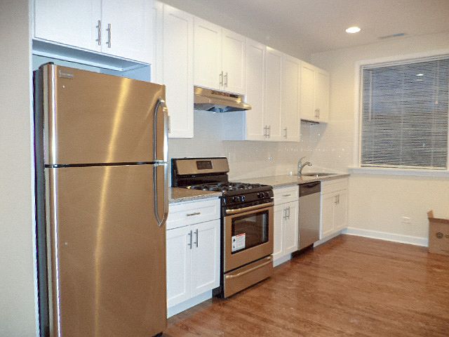 1st image of 1819 W Leland Ave #18212