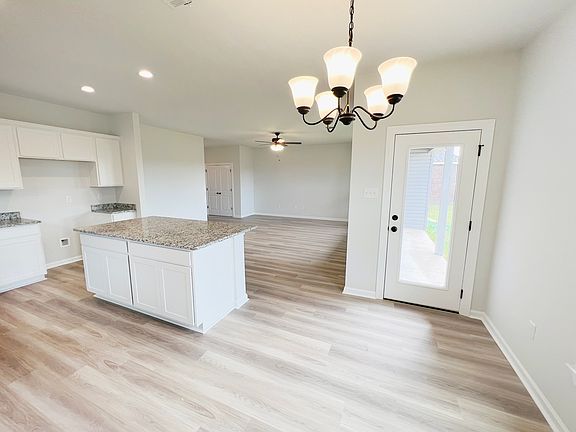 Ripley V H - Kitchen - DSLD Homes