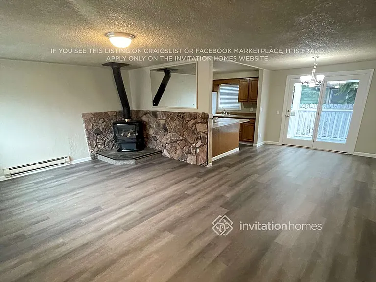 1425 63rd St SE — Photo 5