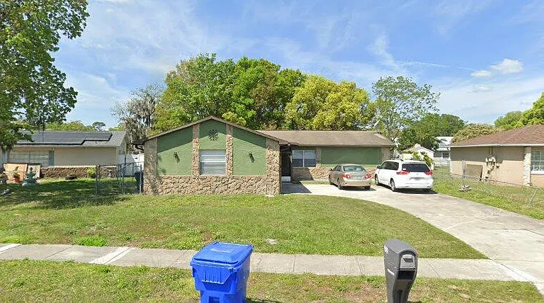 2426 Mill Run Blvd — Photo 1