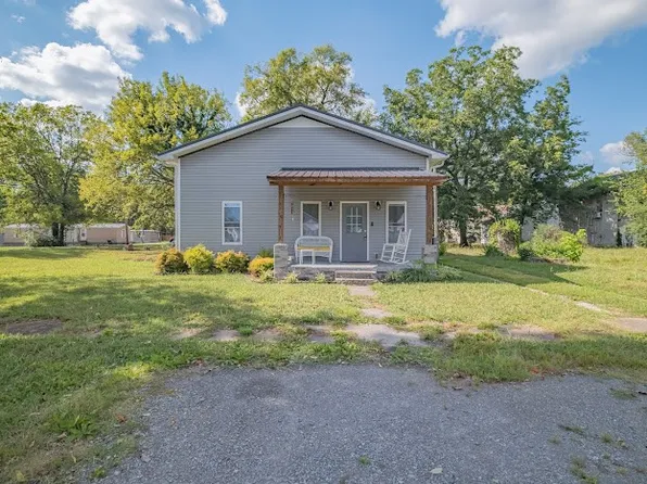 213 E Moore St, Tullahoma, TN 37388