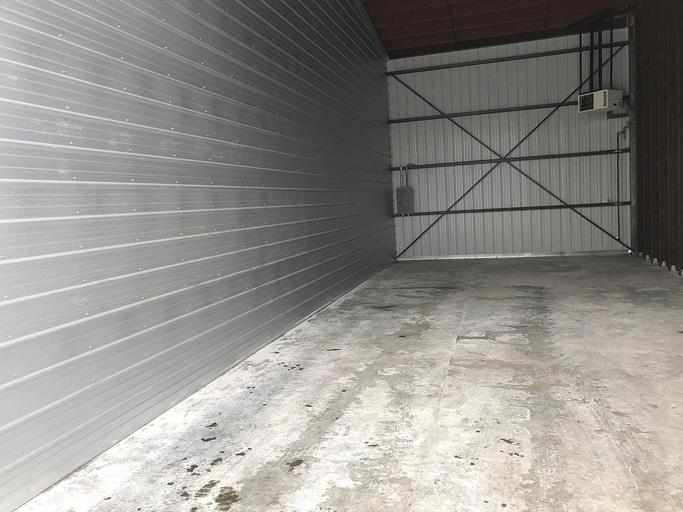 2nd image of 4415 W Grange Ave