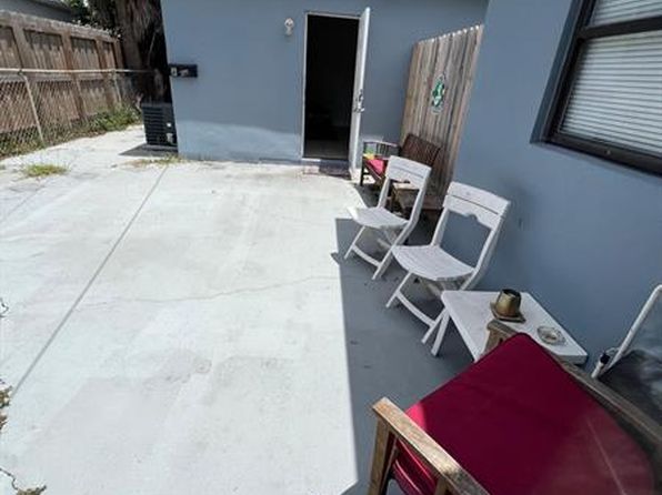 4160 NW 12th Ave