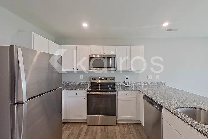 105 Kyles Dr — Photo 9