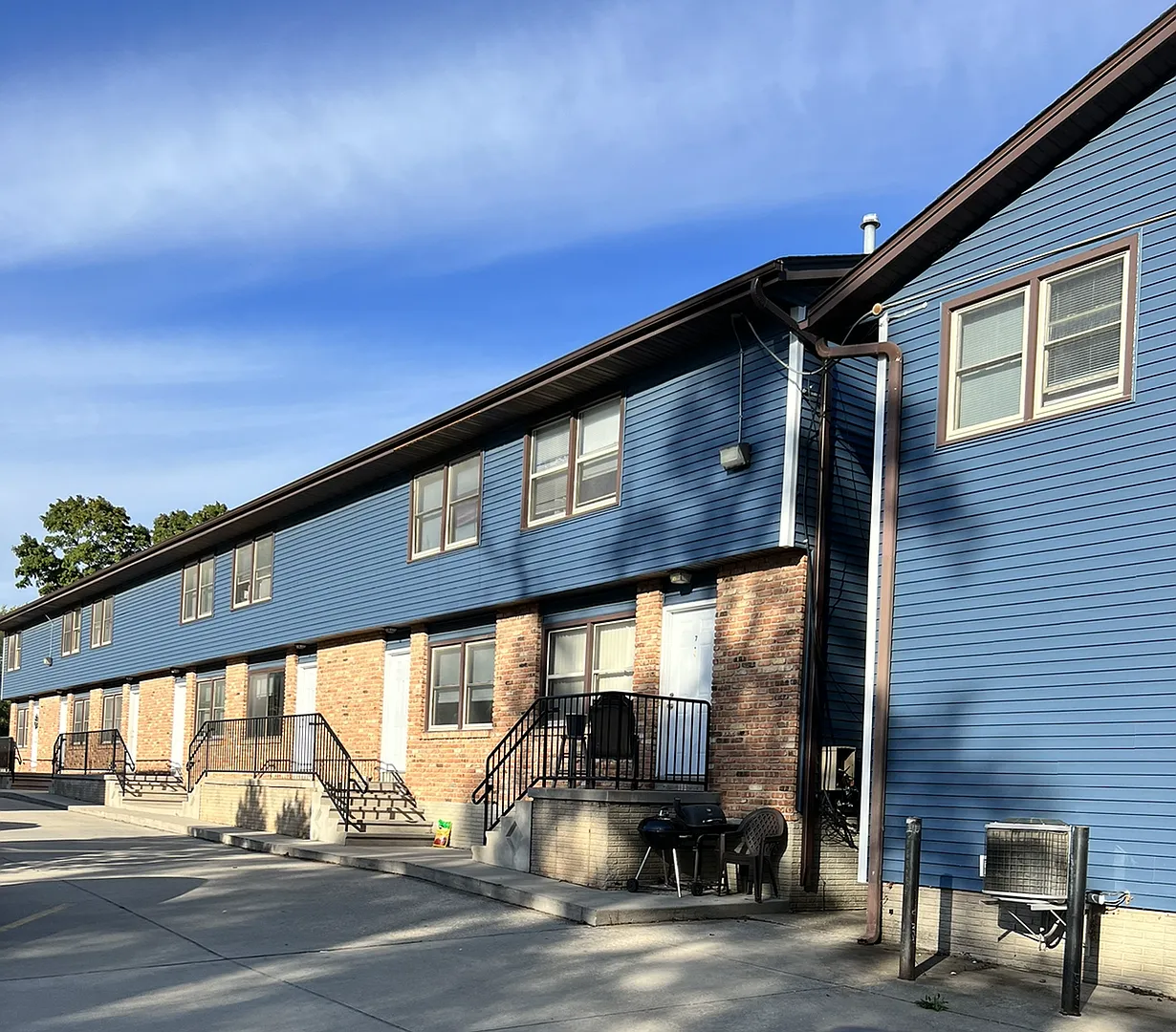 2 Bedroom Townhomes — Photo 1