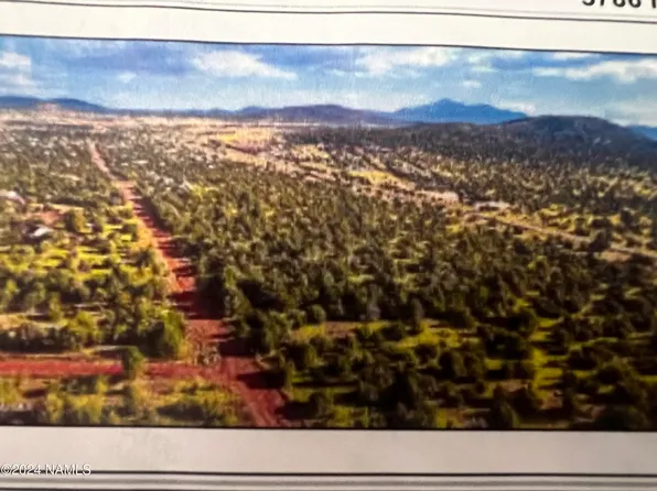 5762 N Wilshire Dr, Williams, AZ 86046