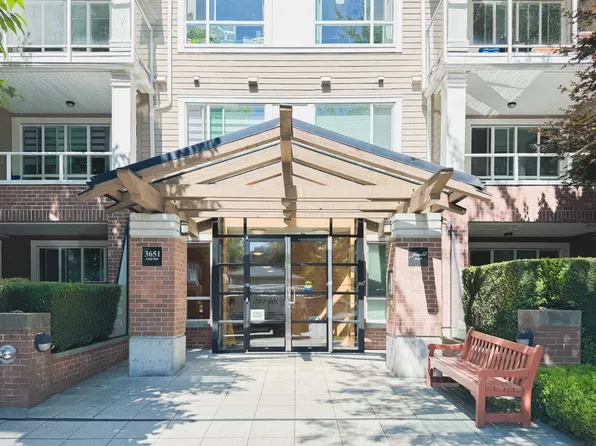3651 Foster Ave #210, Vancouver, BC V5R 0A2