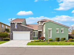 3153 Knightsbridge Dr, Modesto, CA 95355