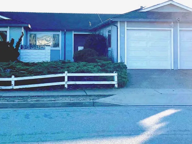 Hilo Ave — Photo 1