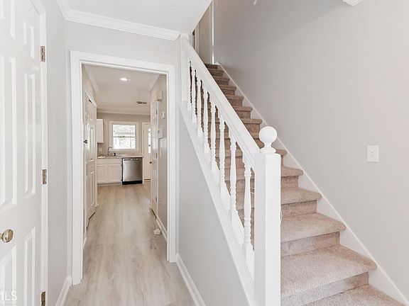 2nd image of 1913 Cooper Landing Dr SE
