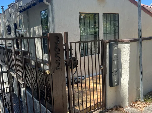 (undisclosed Address), Los Angeles, CA 90068