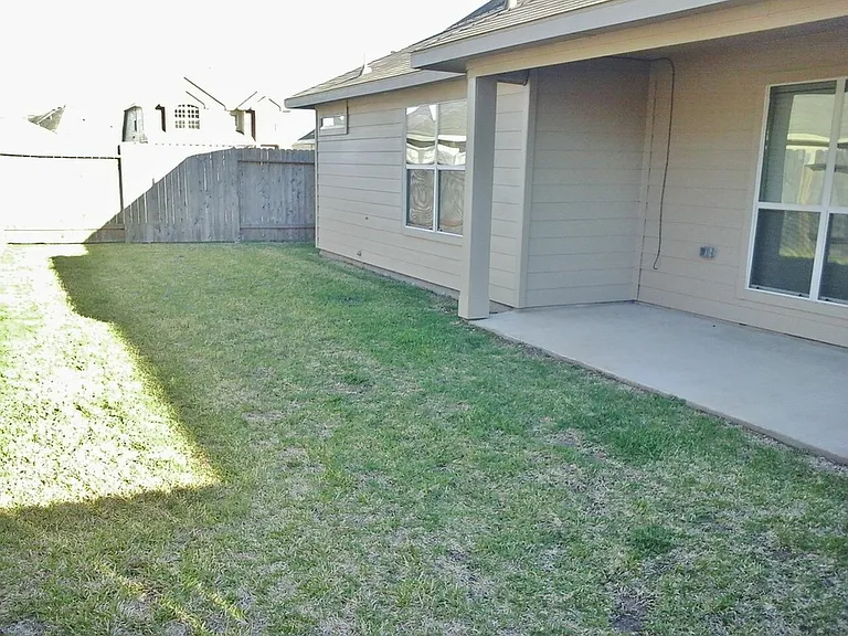 2506 Costa Verde Way — Photo 9