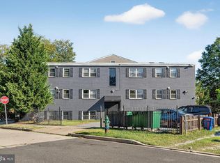 622 Eastern Ave NE APT 301, Washington, DC
