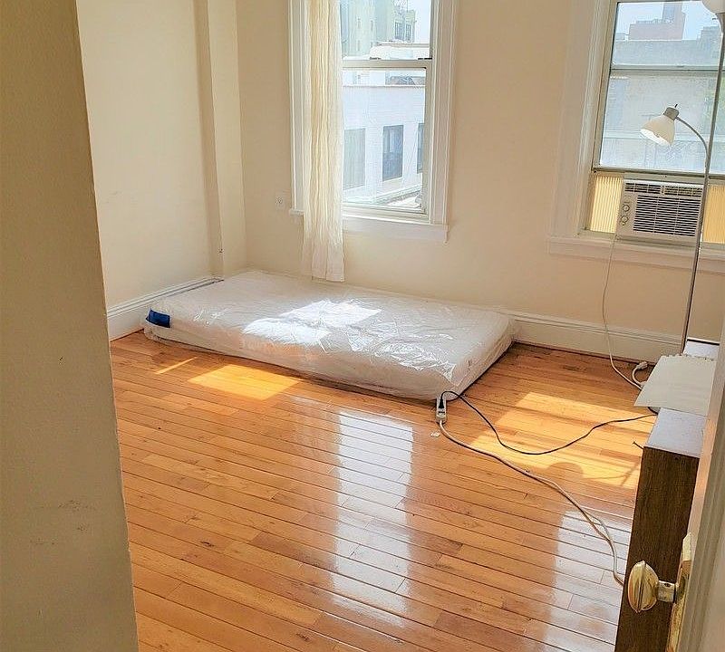 1st image of 31-10 36th Ave #2