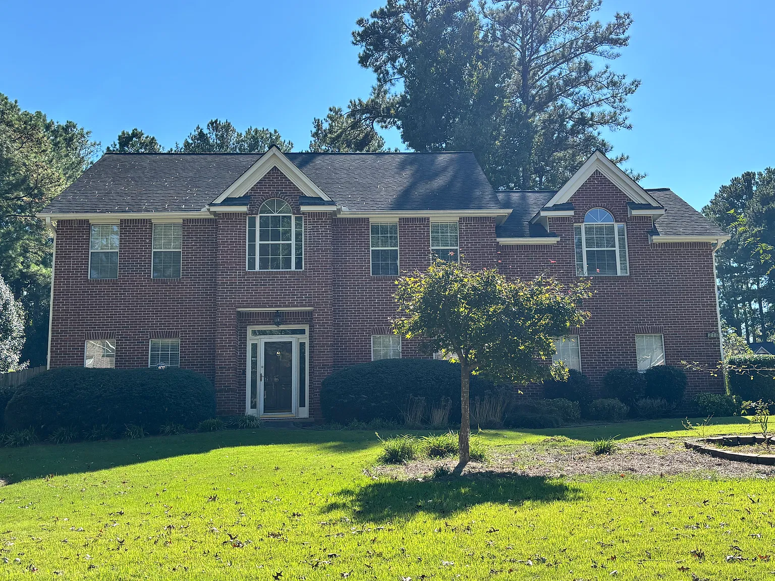 4 bed, 2940 sqft, $3,000 — Photo 1