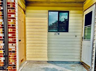 55 Thompson St APT 17A, East Haven, CT 06513