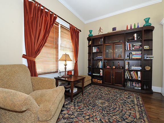 Private living/study can be extra BR