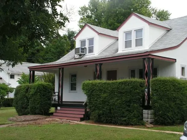 5 Mannakee St, Rockville, MD