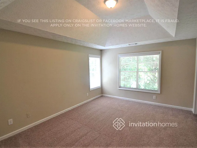 1661 Hampton Walk Dr — Photo 8