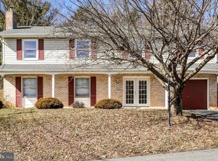 105 Stoner Dr, Mechanicsburg, PA 17055