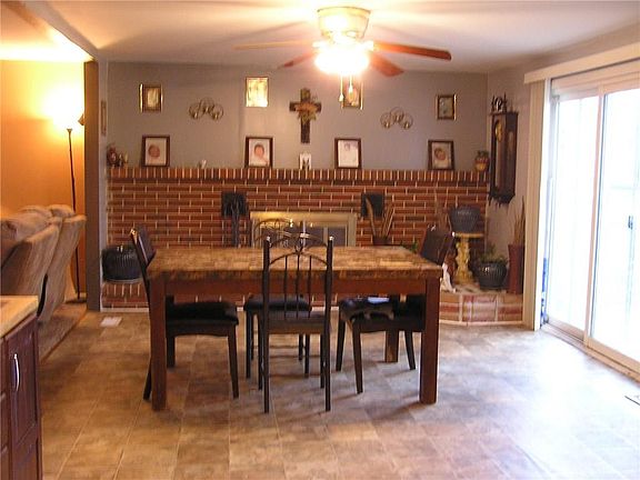 3rd image of 7012 Cologne Pl
