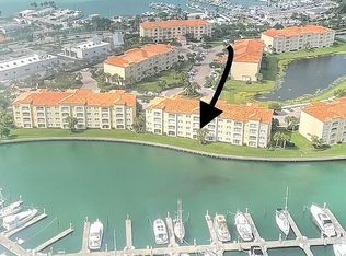 9 Harbour Isle Dr E UNIT 204, Fort Pierce, FL 34949