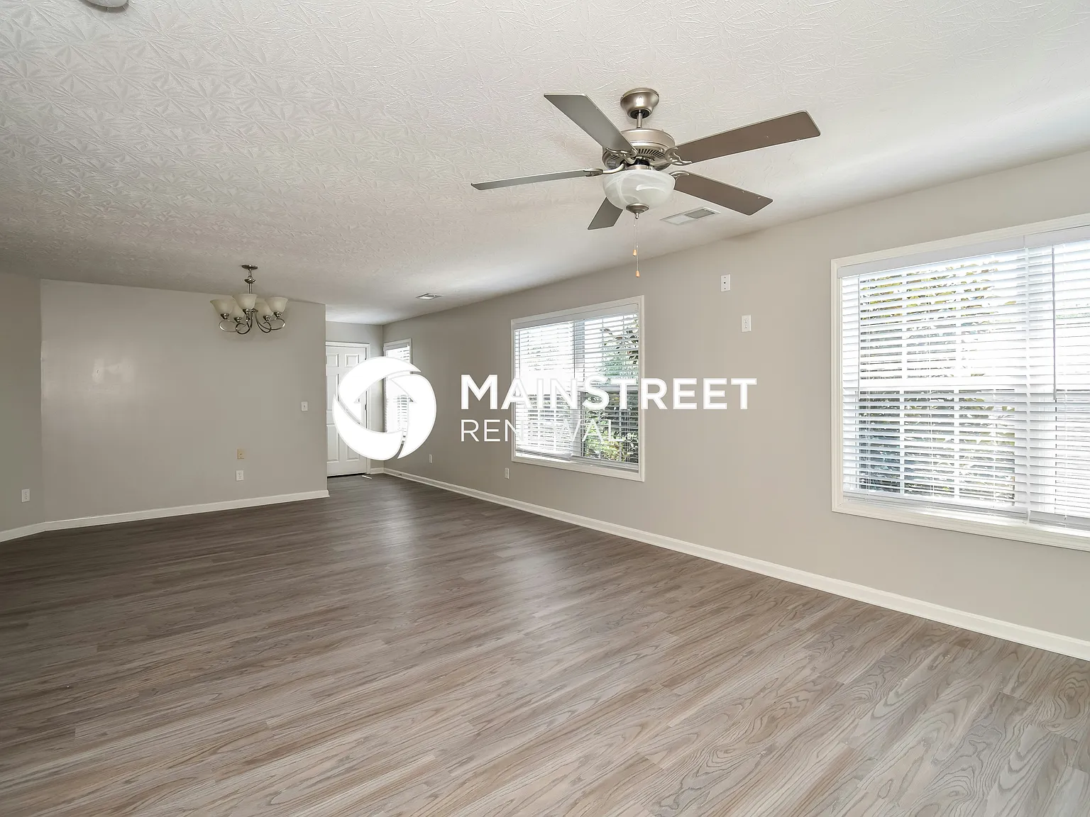 1901 Paddle Wheel Dr — Photo 3