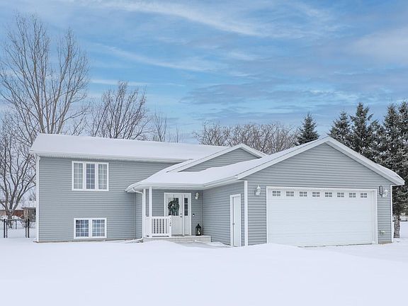 2nd image of 1120 Madisson St