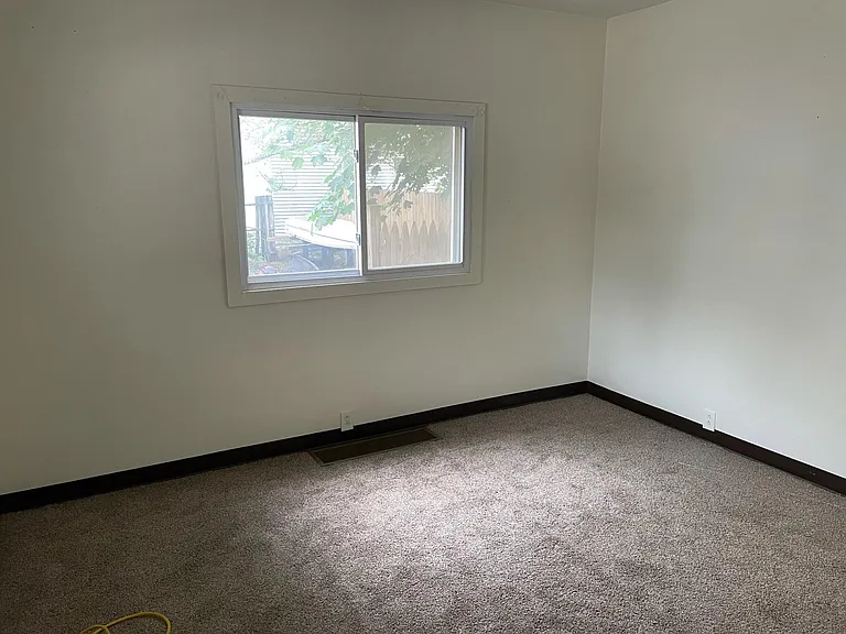 1031 Brown Ave #1 — Photo 2