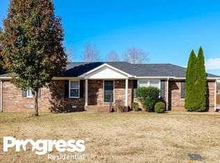 1110 Meadowbrook Rd, Murfreesboro, TN 37129