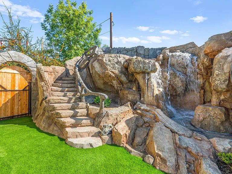 44705 Adobe Dr — Photo 27
