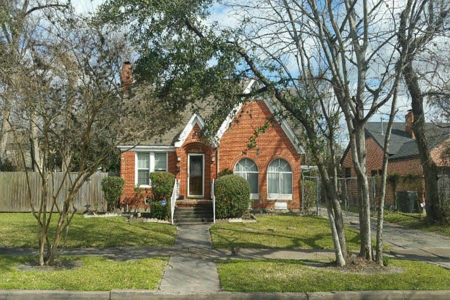 1st image of 3323 Oakdale St