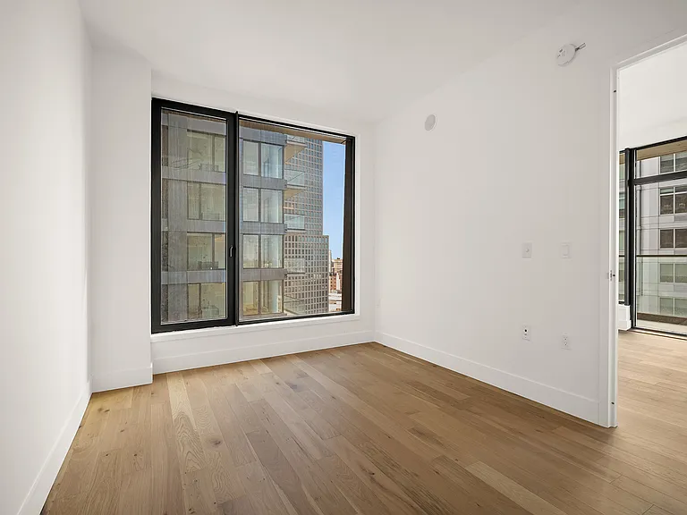 20 Rockwell Pl #3104 — Photo 4
