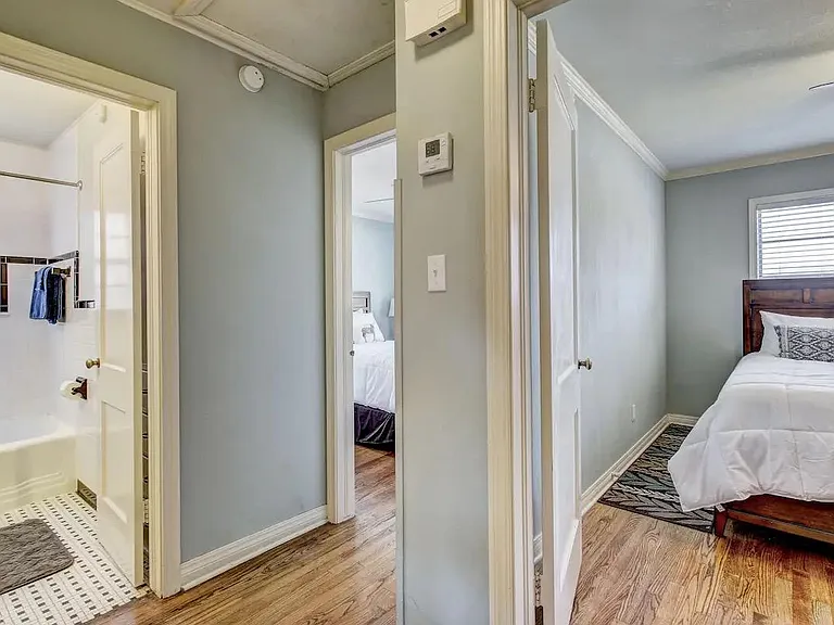 3745 NW 20th St — Photo 19