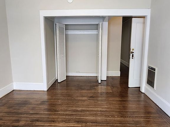 3rd image of 935 Pine St APT 2