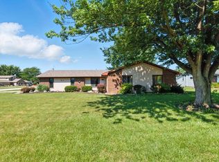 4205 Ort Dr, Woodburn, IN 46797